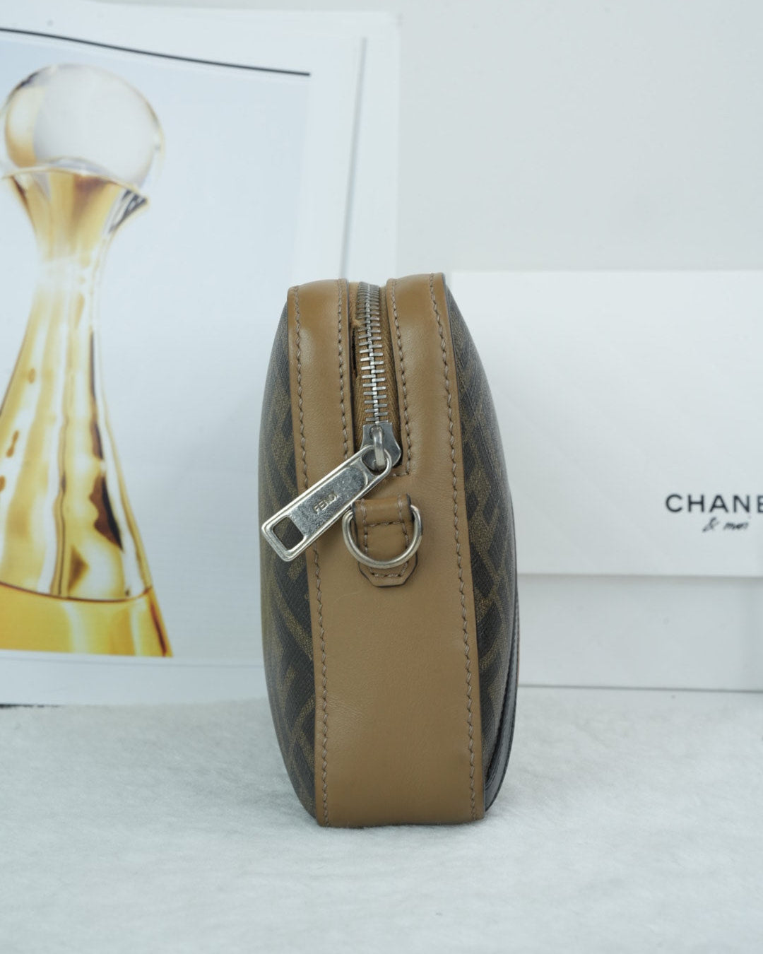 Zucca Diagonal Camera Bag