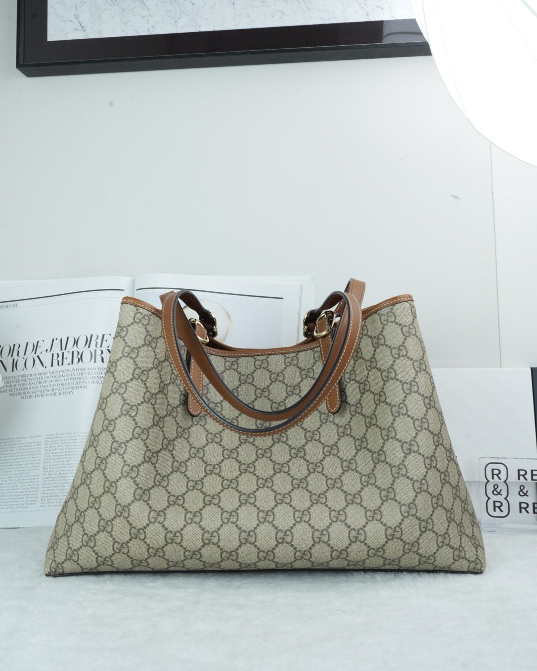 GG Supreme Monogram Emblem