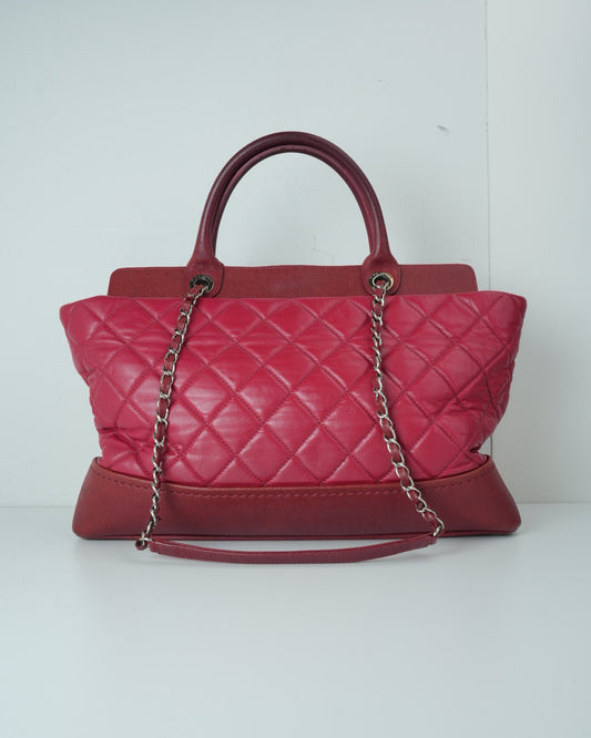 Matelasse Chain Tote