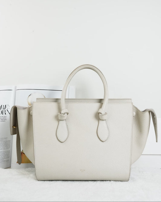 Tie Tote
