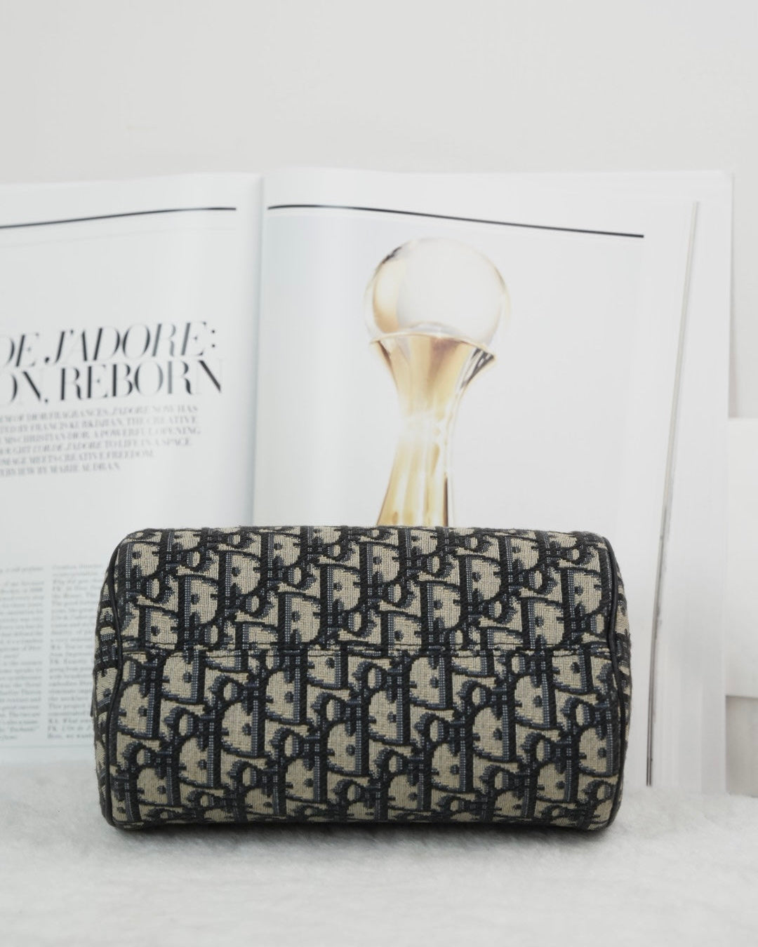 Roller Messenger Bag