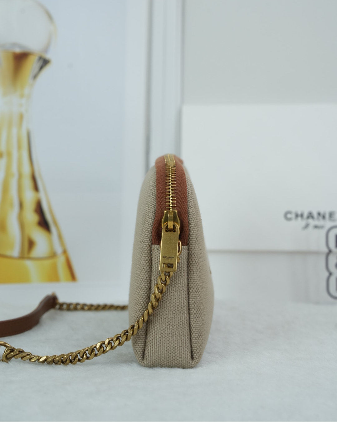 Le 5 à 7 Small Crossbody Bag