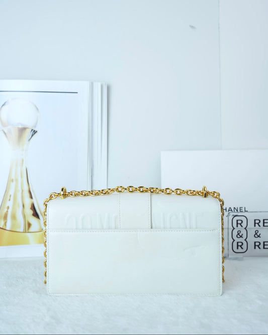 30 Montaigne East-West