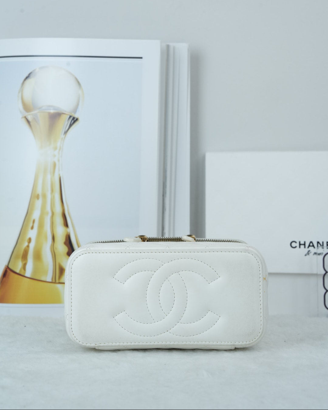 Pearl Crush Small Vanity Case