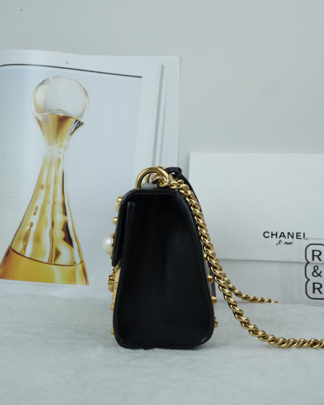 Padlock Pearl Studded