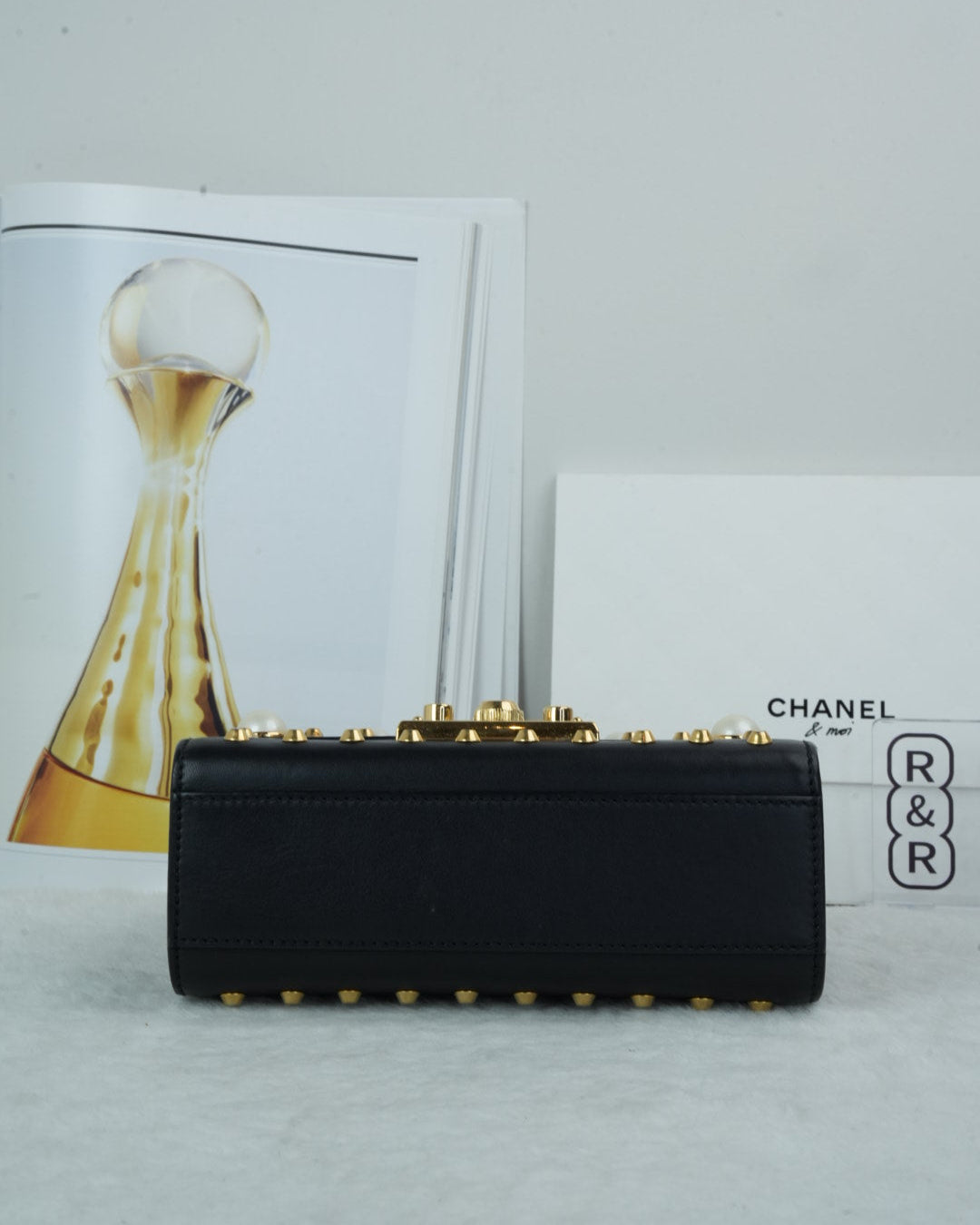 Padlock Pearl Studded