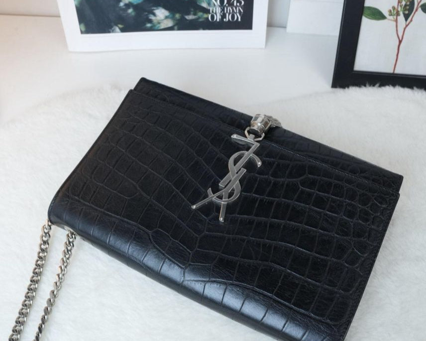 Kate Medium Tassel Bag