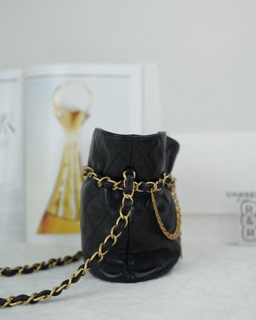 23s Bucket bag