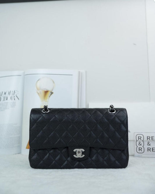 Classic Flap Medium