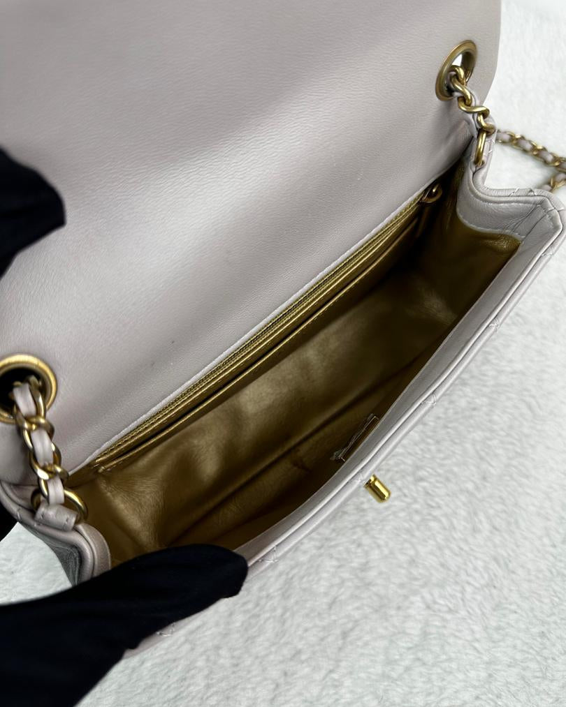 Classic Flap Mini Gold Ball