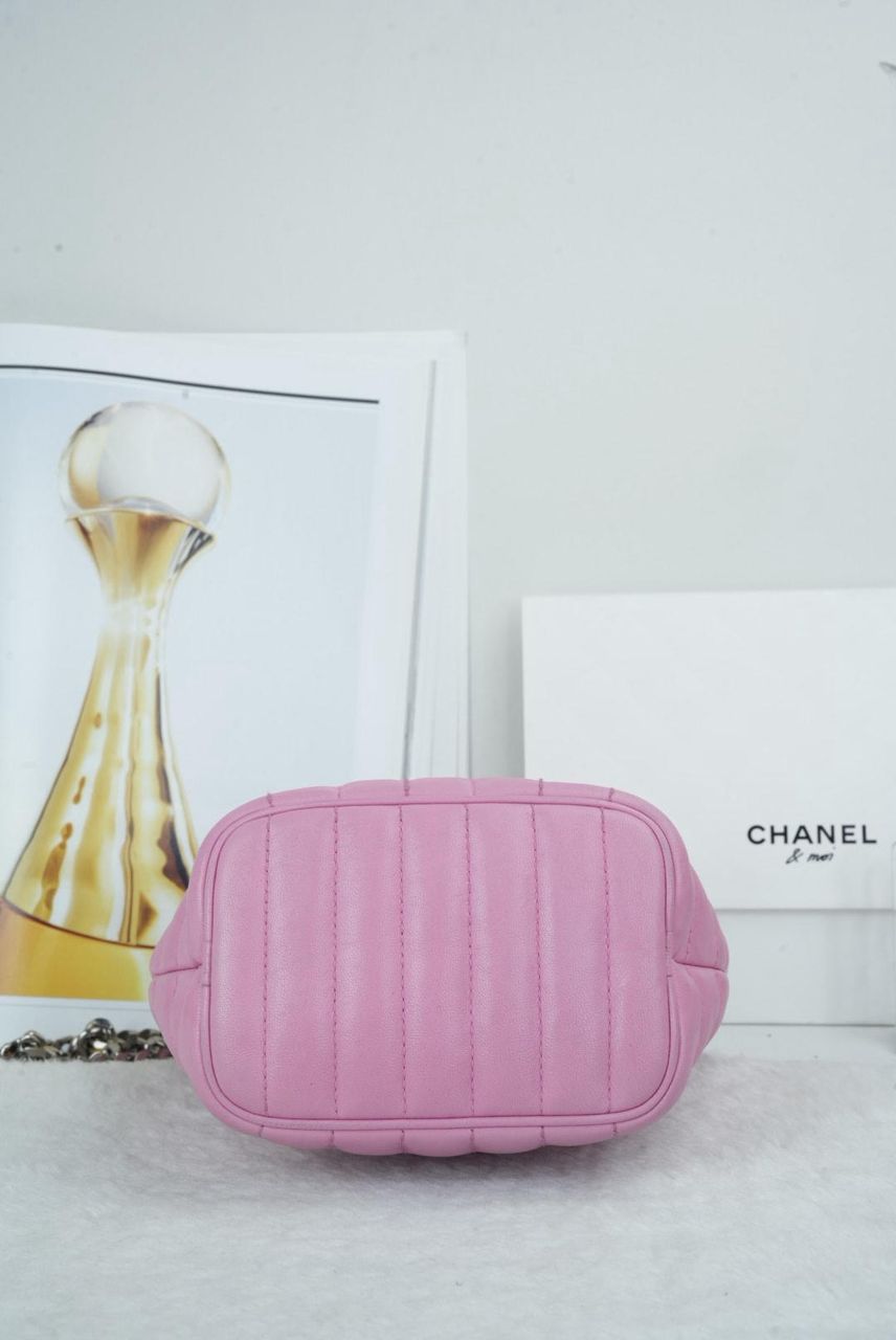 Mini Quilted Lola Buck