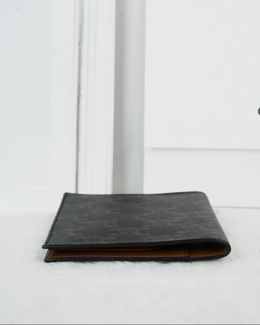 Triomphe Passport Cover