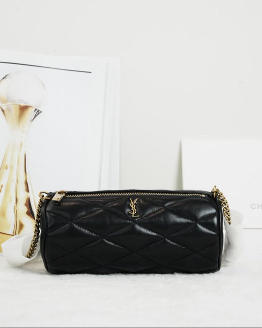 Paris Sade Mini
