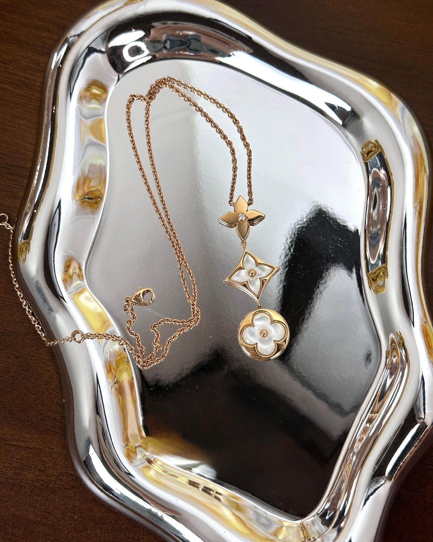 Color Blossom Cravat Necklace