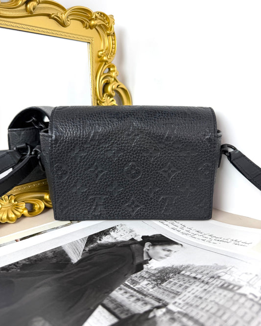 Steamer Wearable Wallet