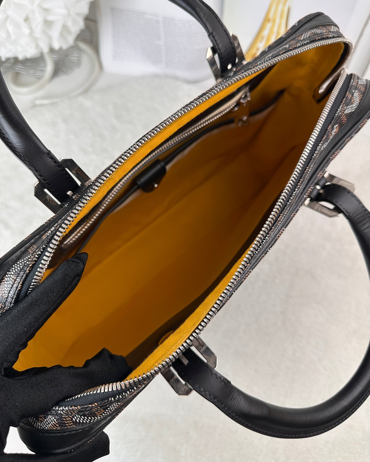 Ambassade PM Briefcase