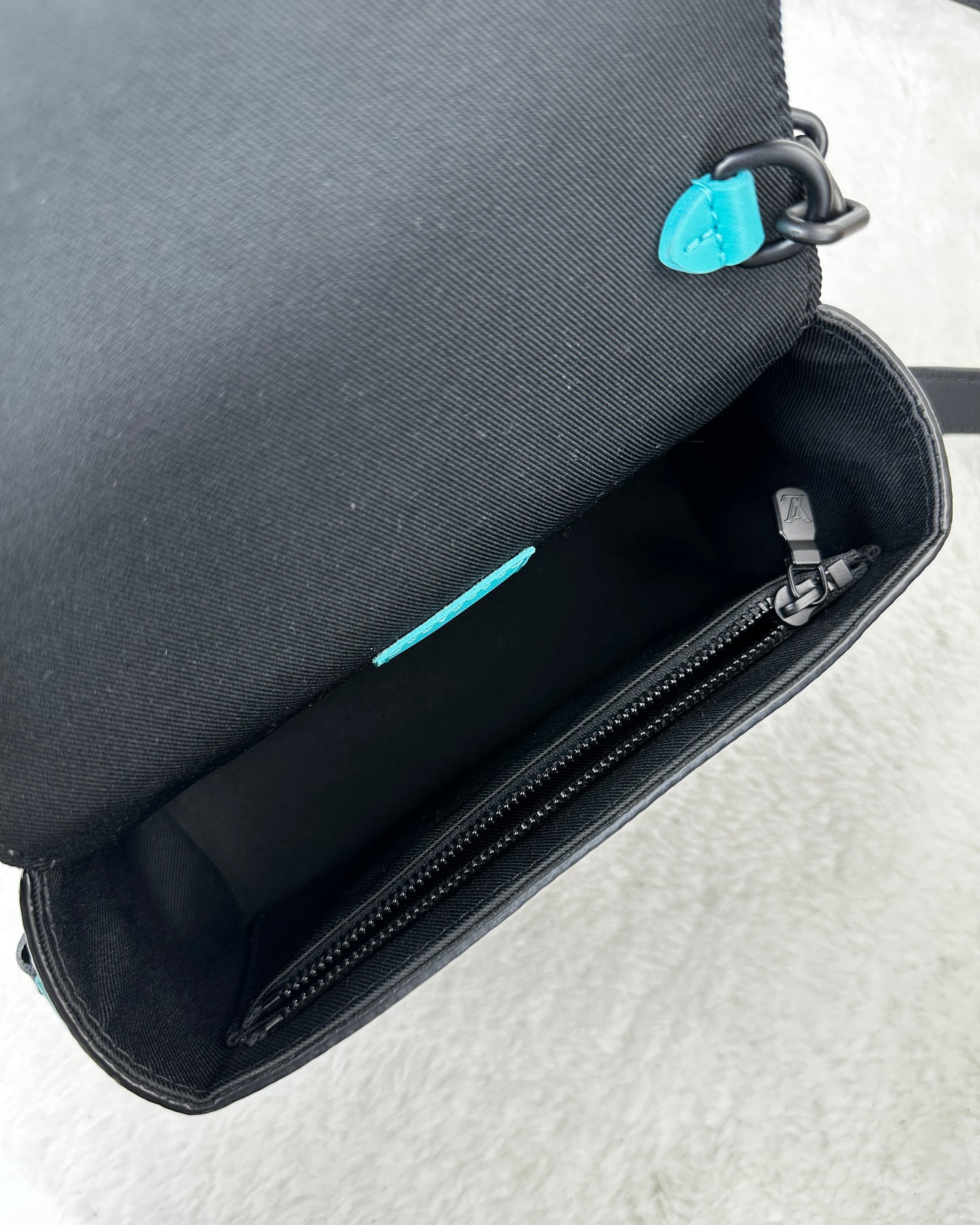 Steamer Wearable Wallet