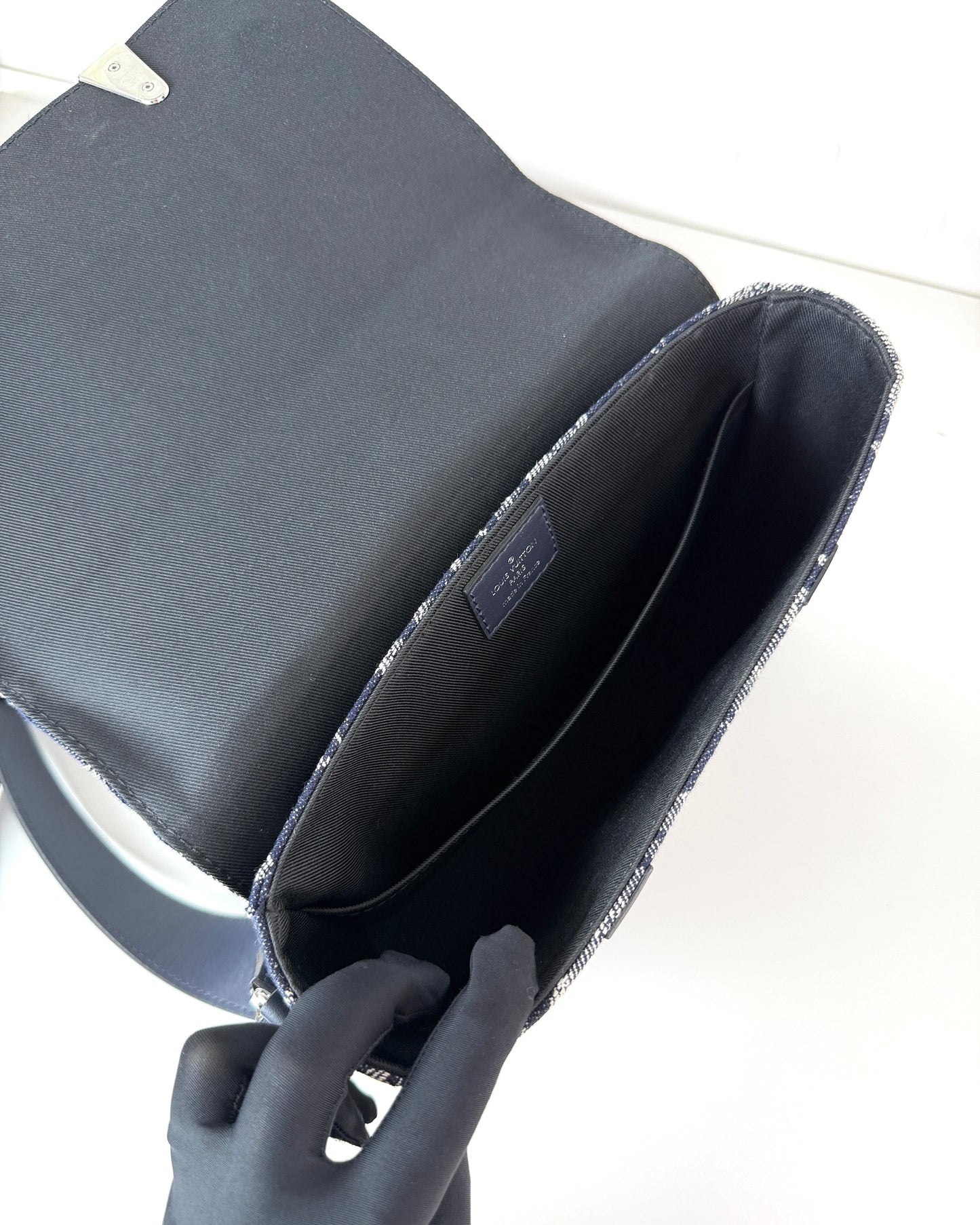 Trunk Messenger PM