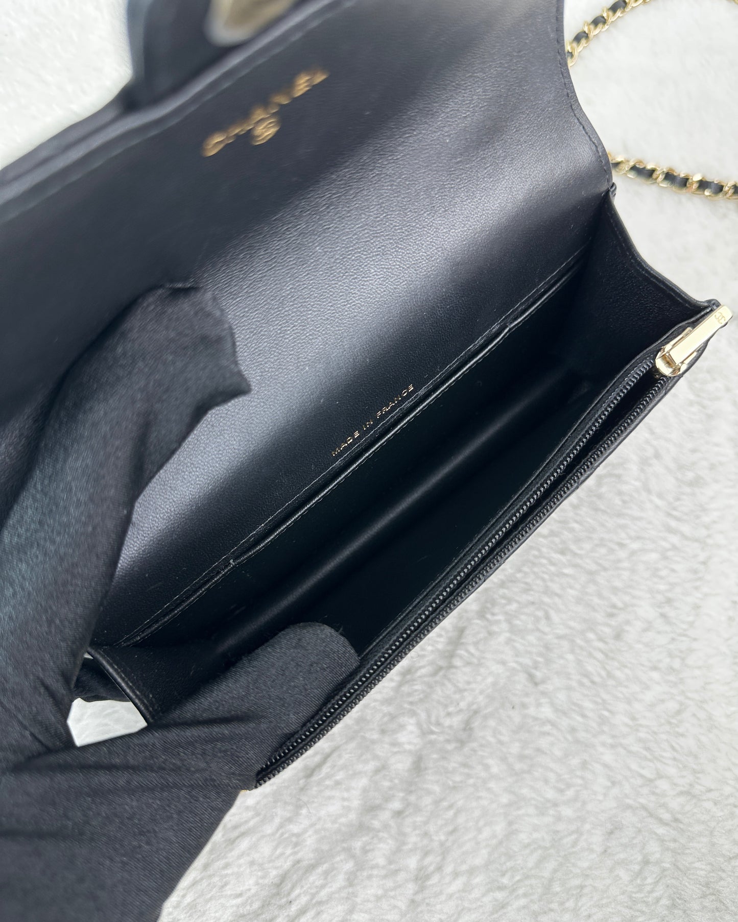 Matelasse Coco Mark Phone