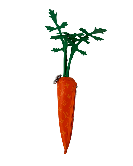 Carrot Pouch