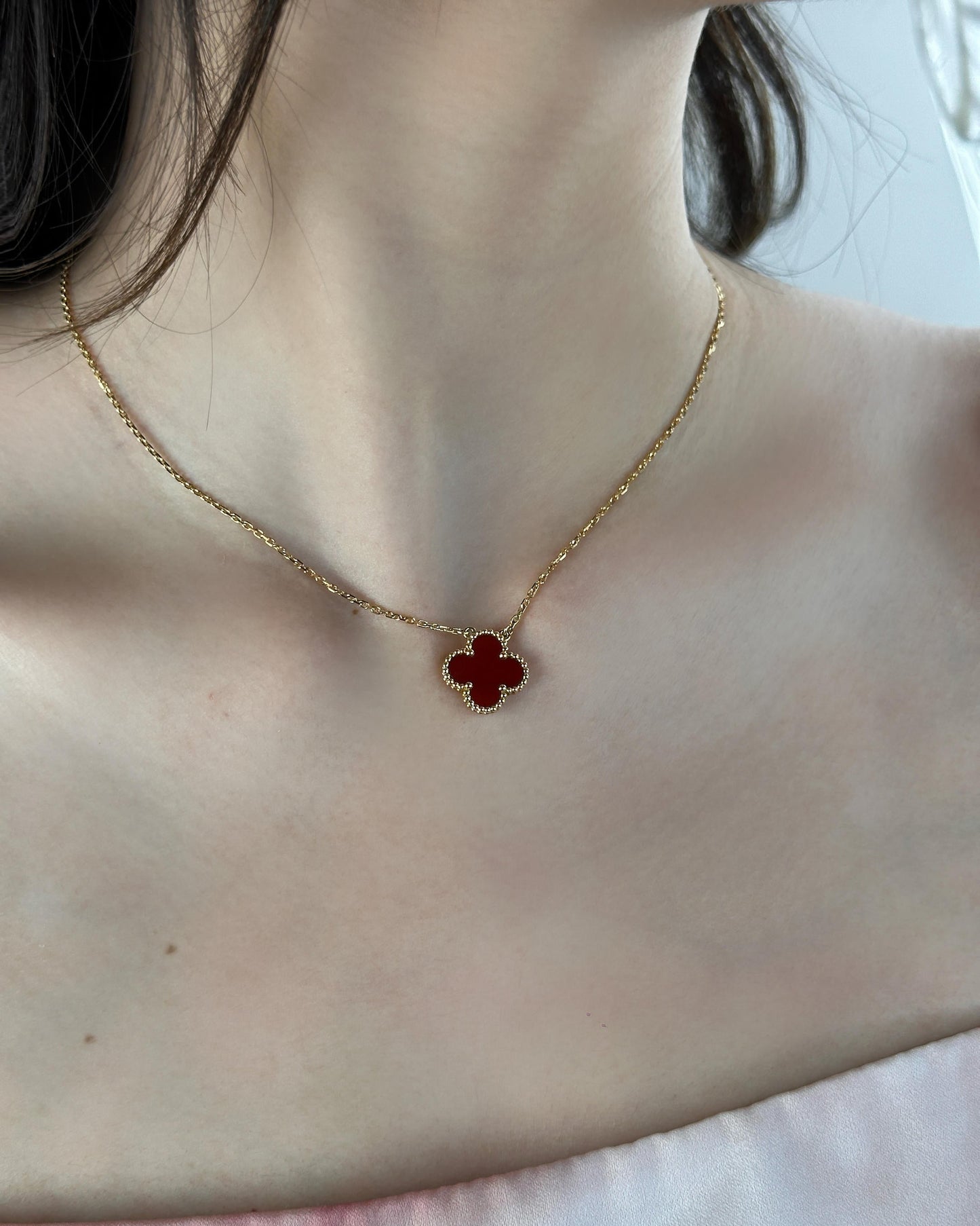 Alhambra necklace