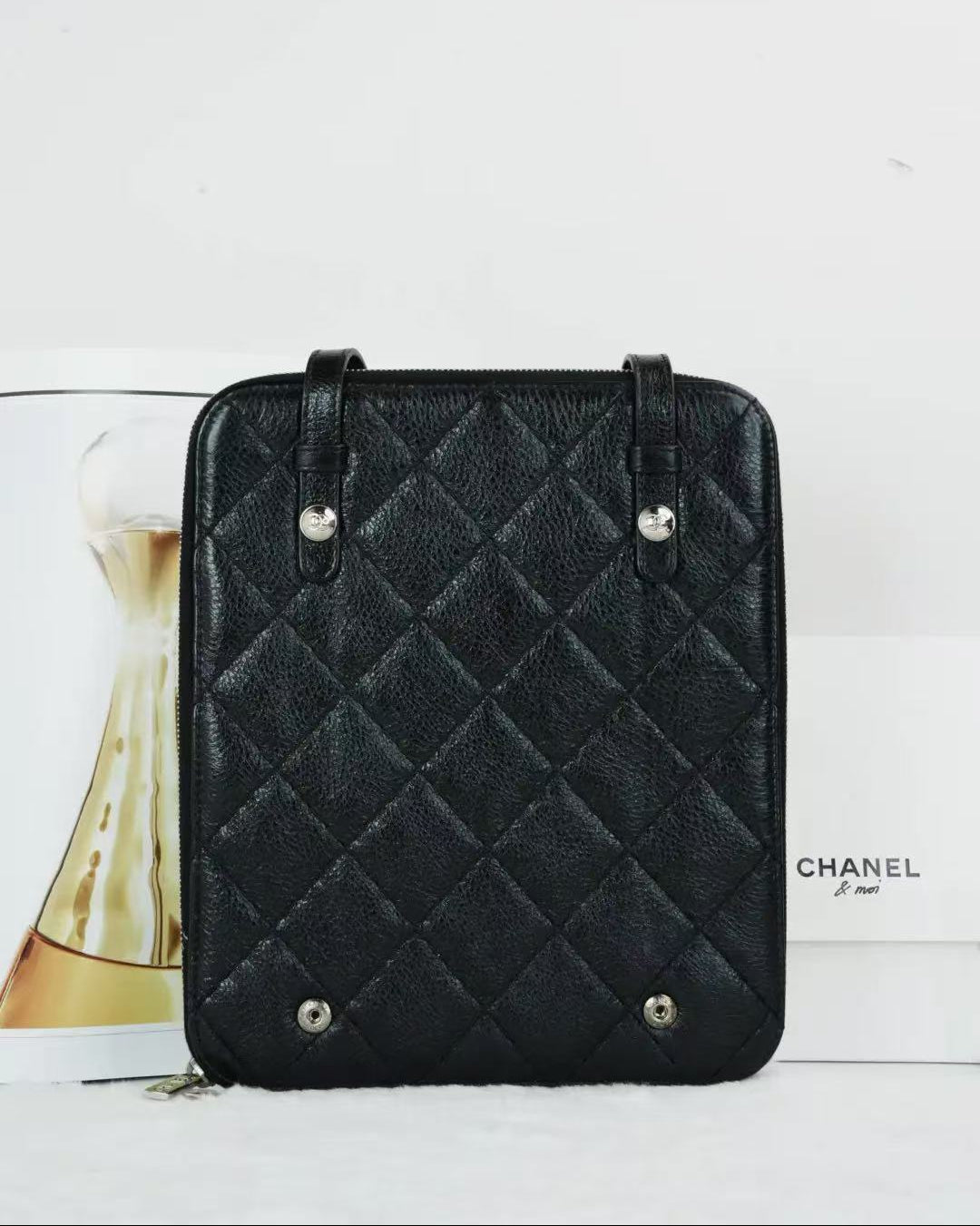 Matelasse Quilted Leather Tablet Case