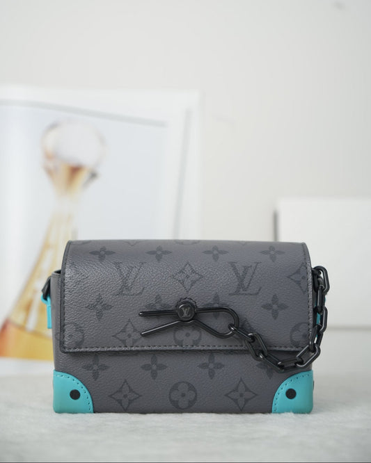 Steamer Wearable Wallet