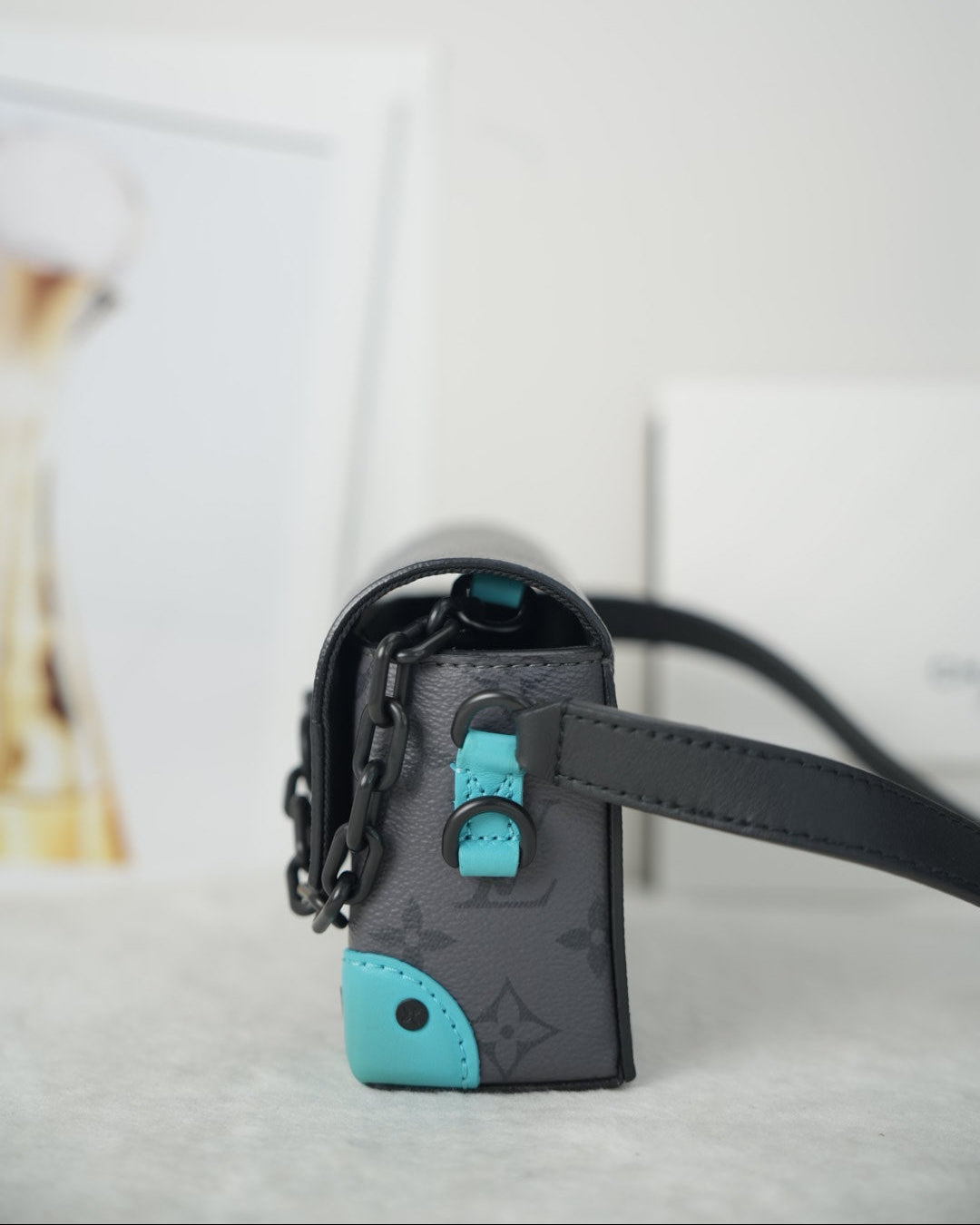 Steamer Wearable Wallet