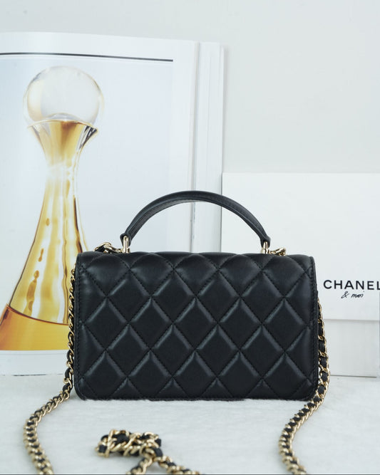 Matelasse Coco Mark Phone