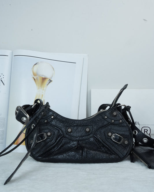 Le Cagole XS Shoulder Bag