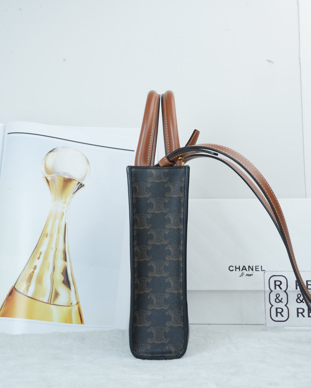 Vertical Cabas in Triomphe Canvas