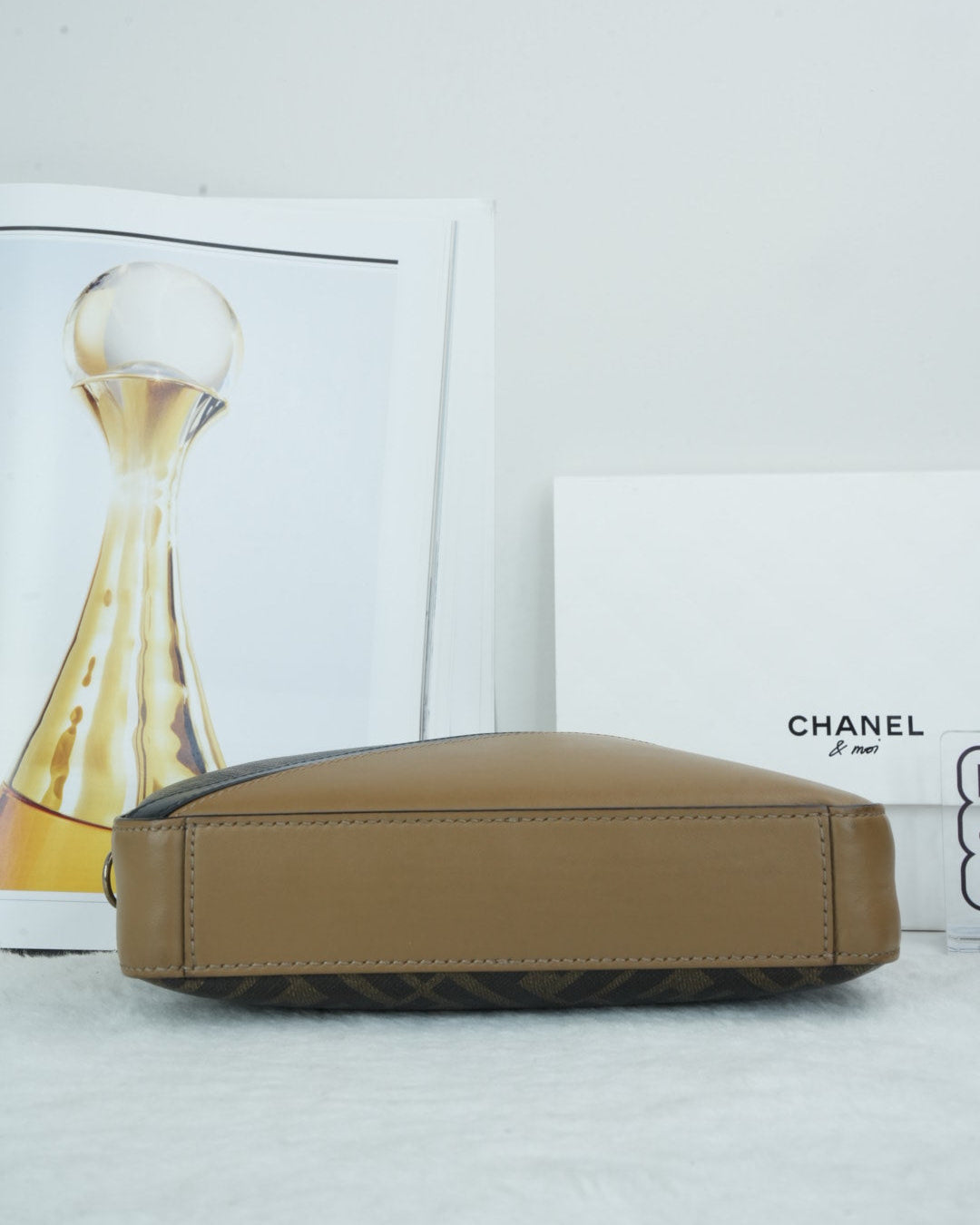 Zucca Diagonal Camera Bag