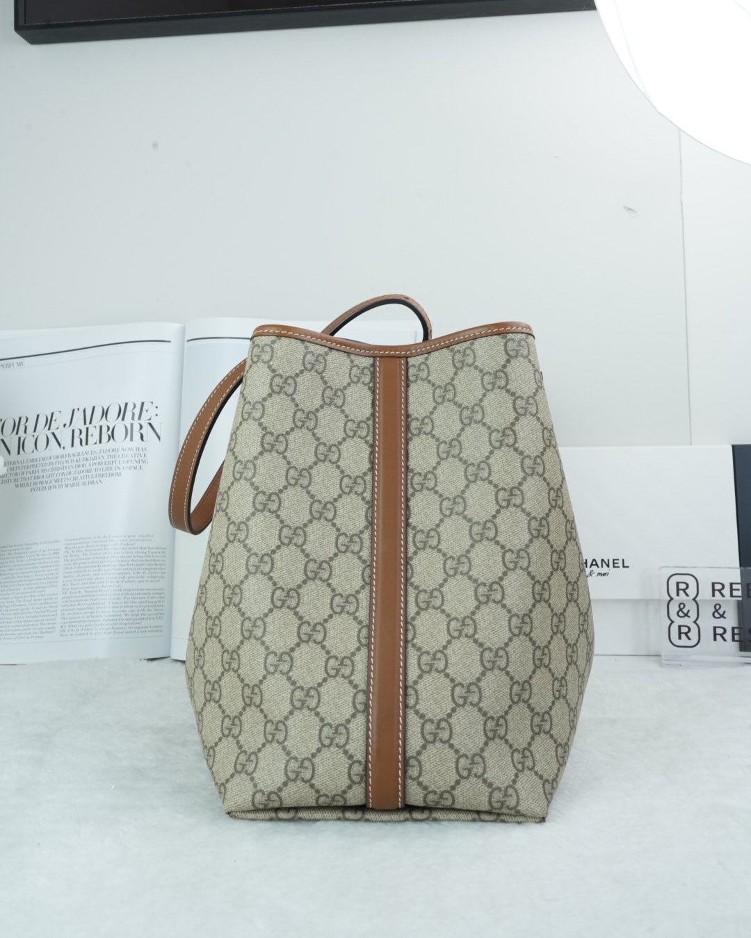 GG Supreme Monogram Emblem