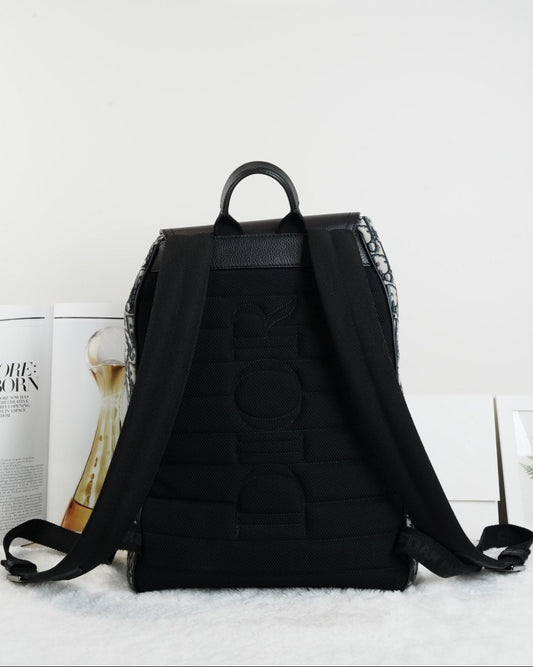 Saddle Backpack