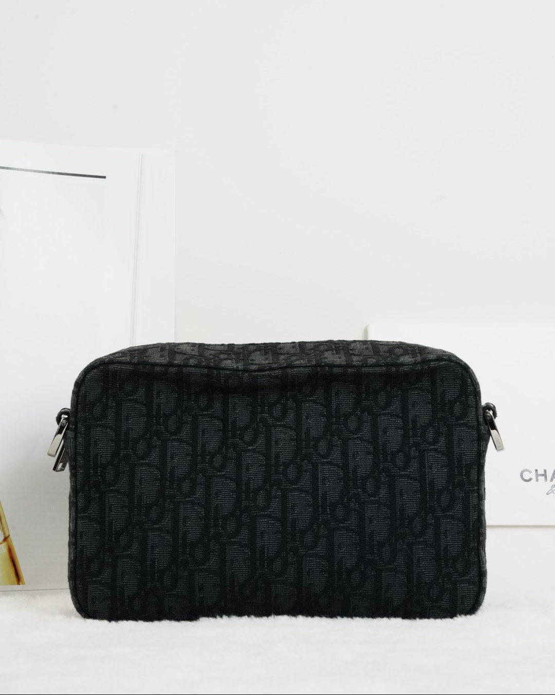 Safari Messenger Bag