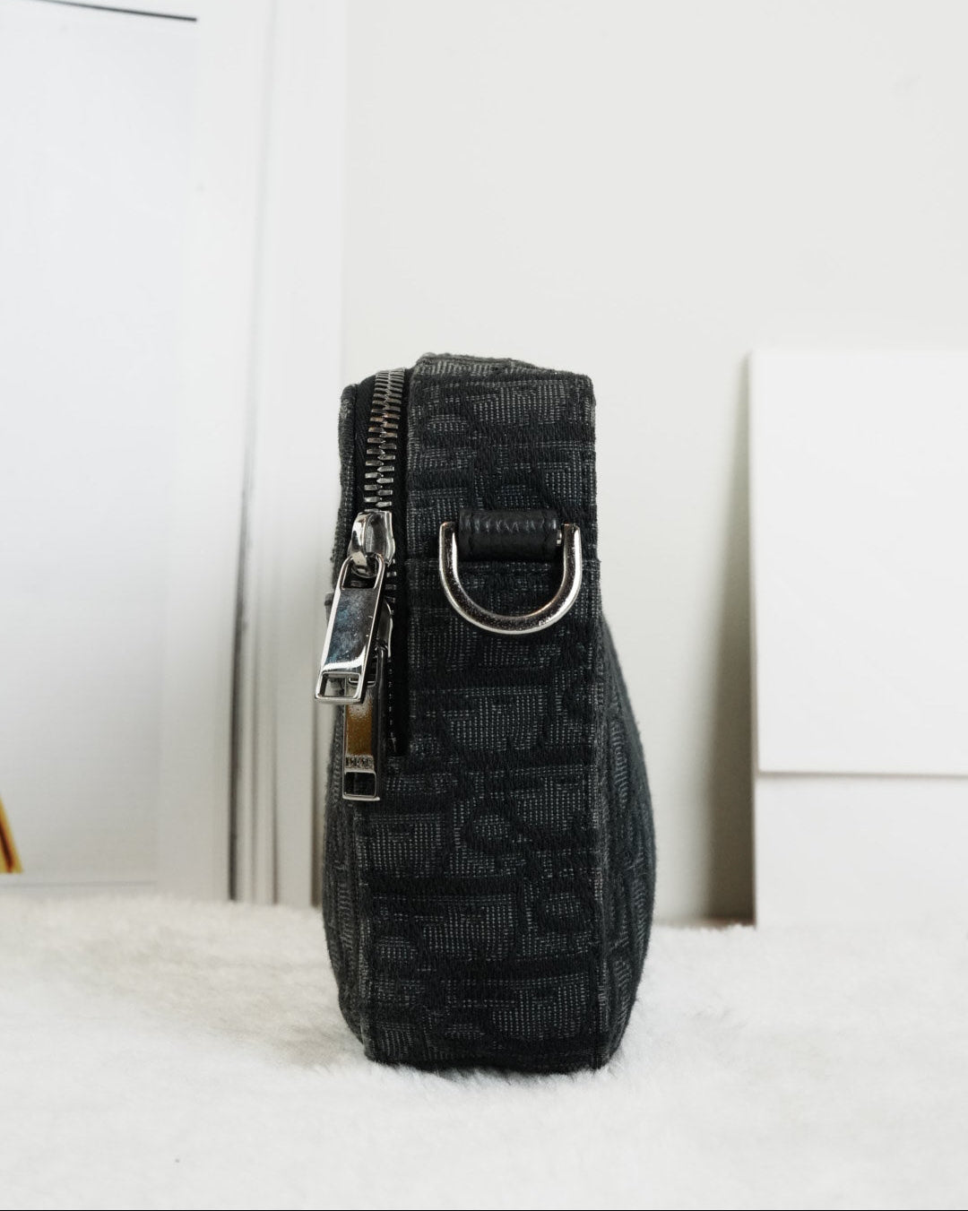 Safari Messenger Bag