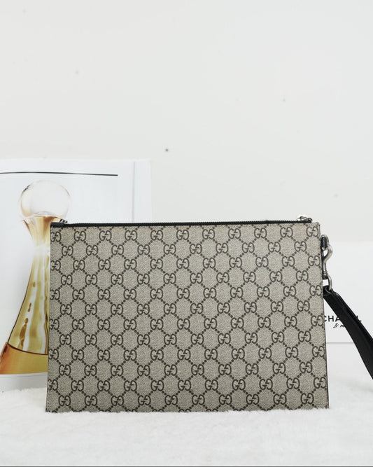 Canvas Pouch with Bee