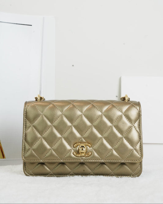Quilted CC WOC
