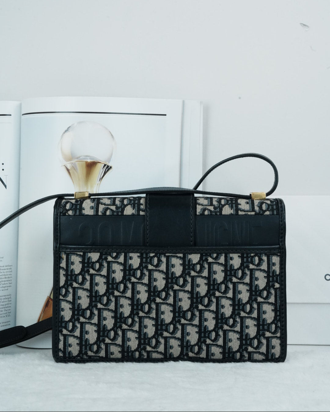 30 Montaigne Bag