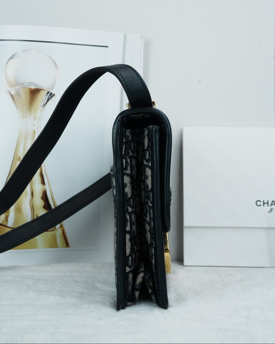 30 Montaigne Bag