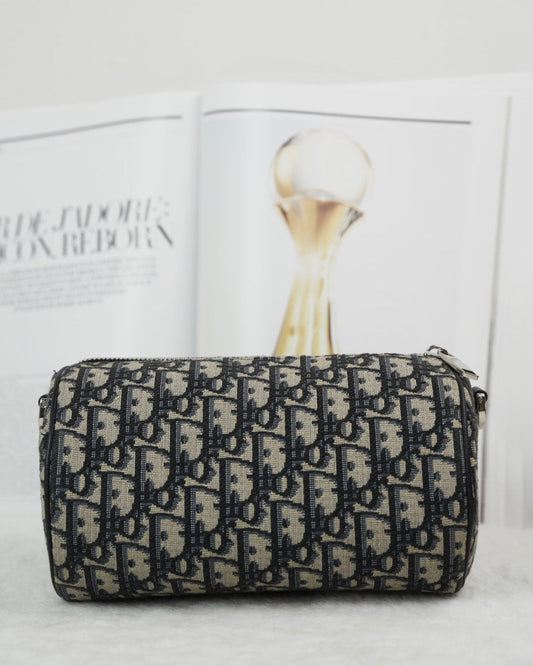 Roller Messenger Bag