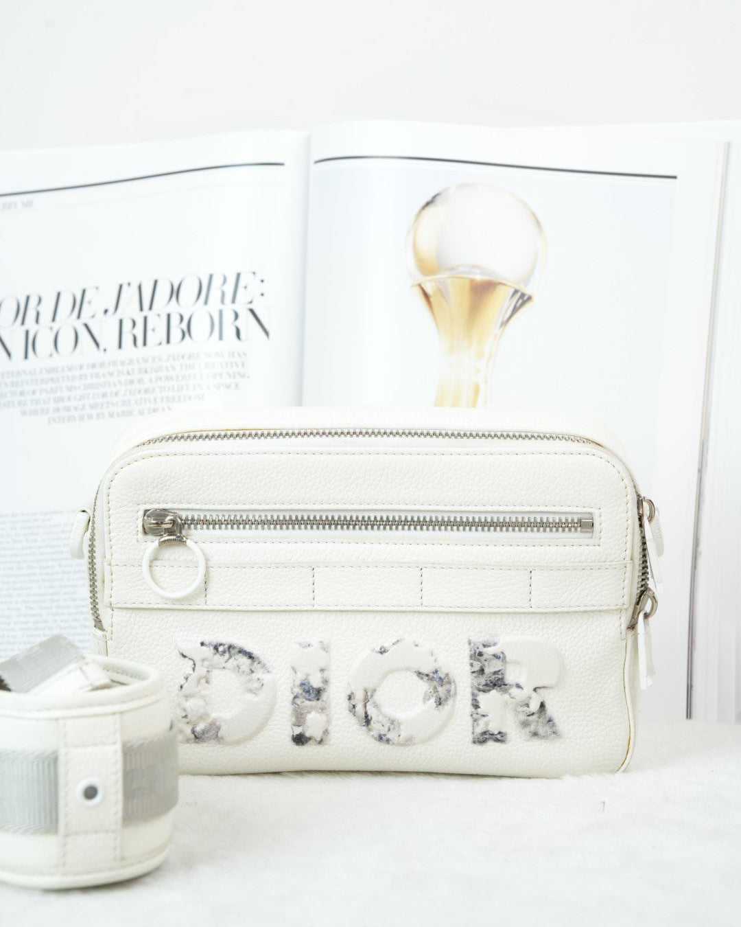 Safari Messenger Bag