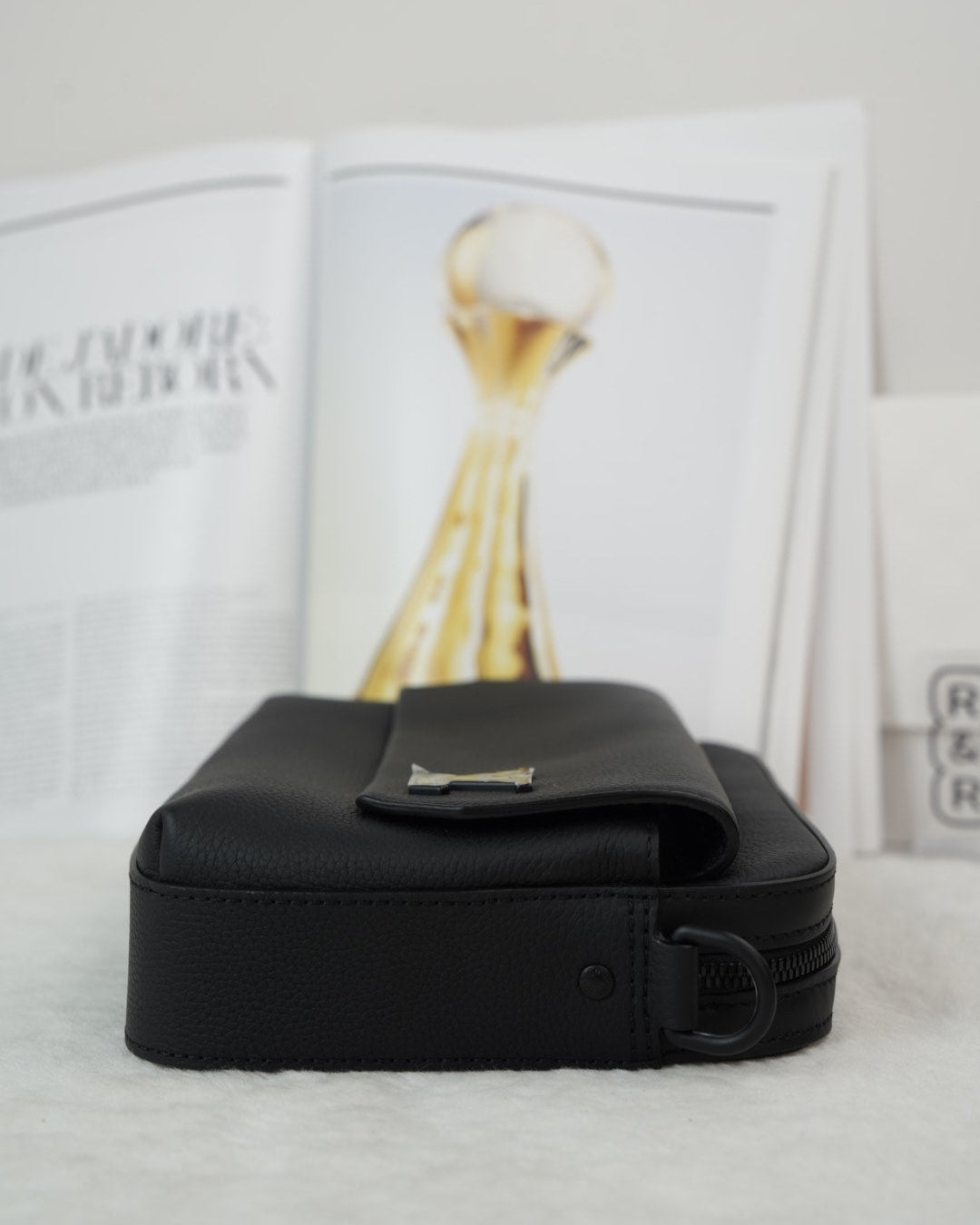 Fastline Messenger Bag