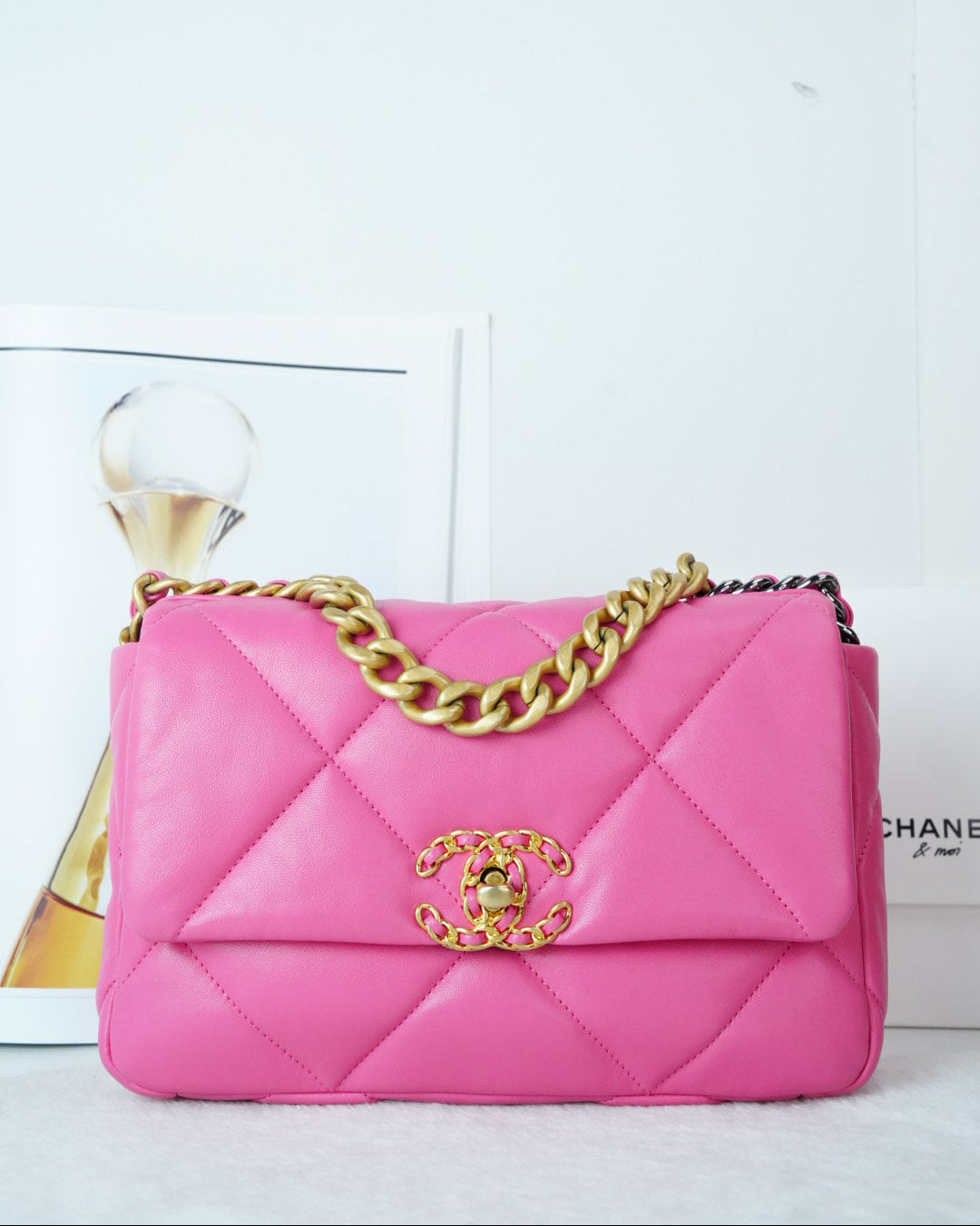 19 Flap Bag