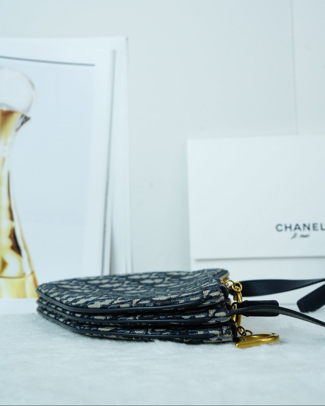 Saddle Shoulder Pouch