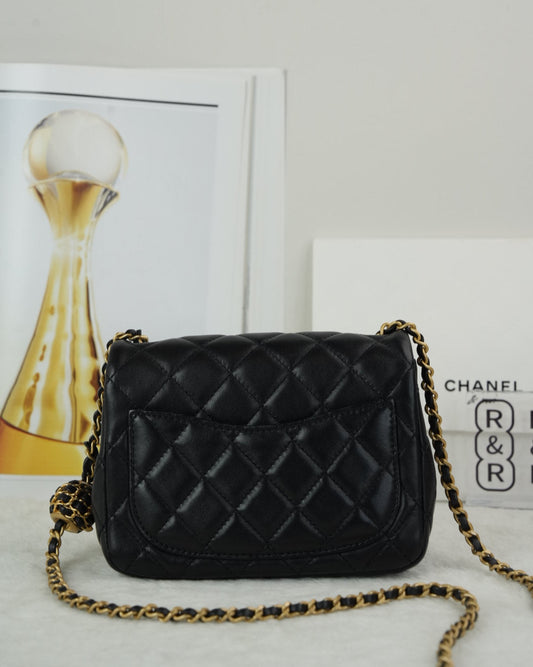 Mini Square Pearl Crush