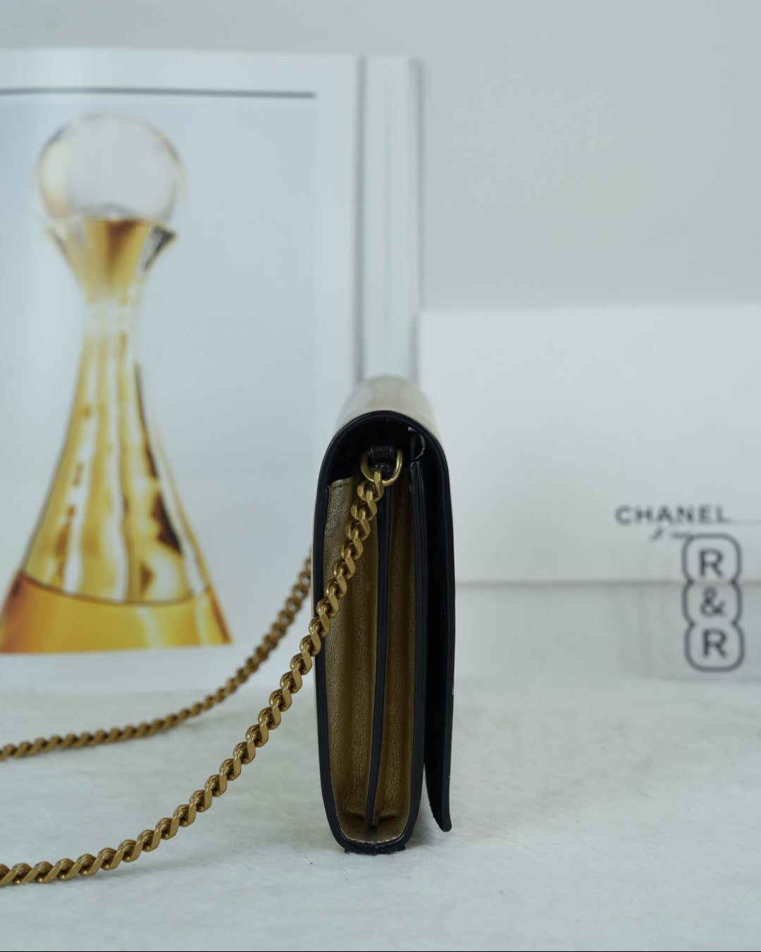 Kate Medium Chain Wallet