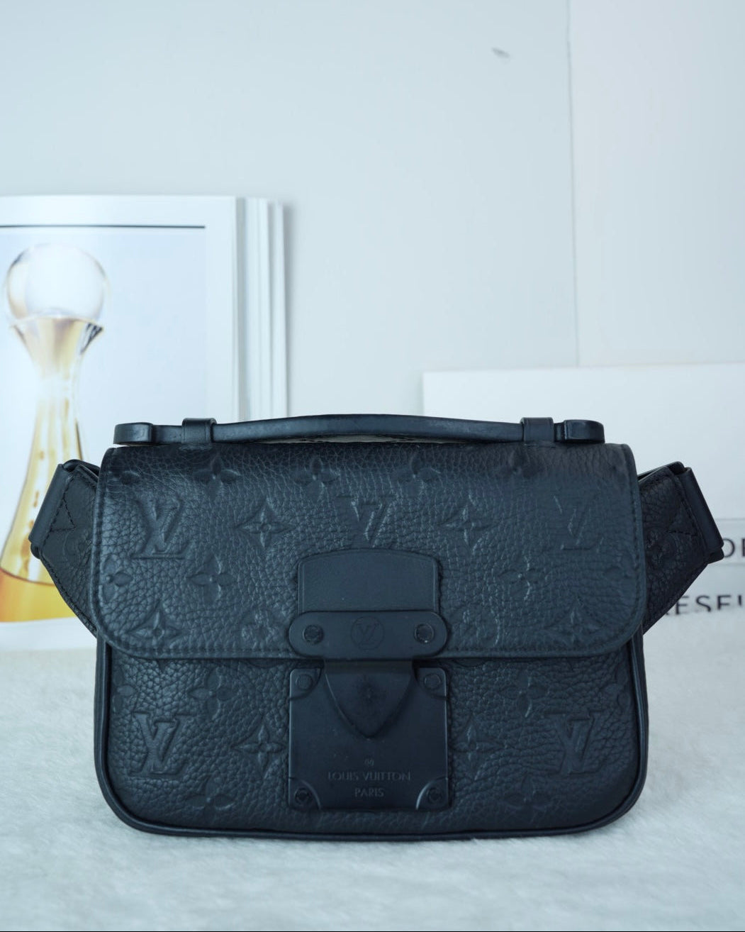 S Lock Sling Bag