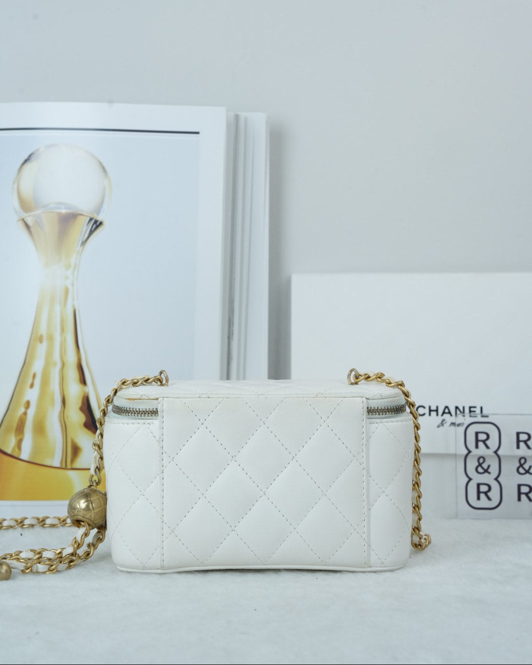 Pearl Crush Small Vanity Case