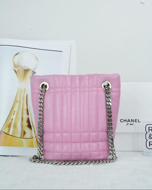 Mini Quilted Lola Buck